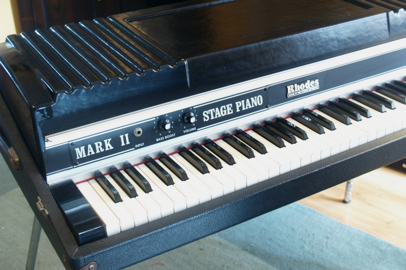 Rhodes Mark II 73 Stage Piano