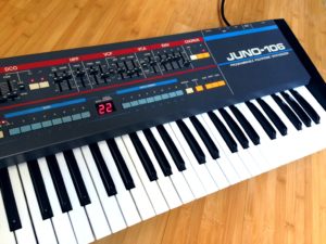 Roland Juno 106